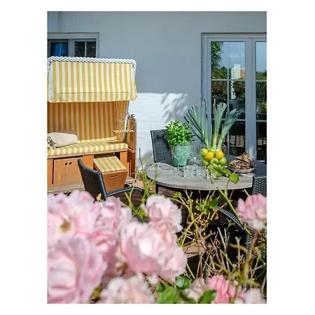 Meerstrandlaeufer Comfortable Holiday